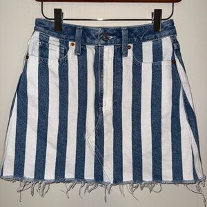 Abercrombie & Fitch Y2K Blue & White Striped Denim frayed Mini Skirt 24 (00)
